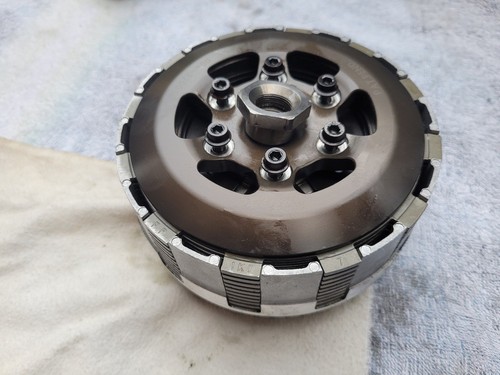 Yamaha 250 - 250, suter